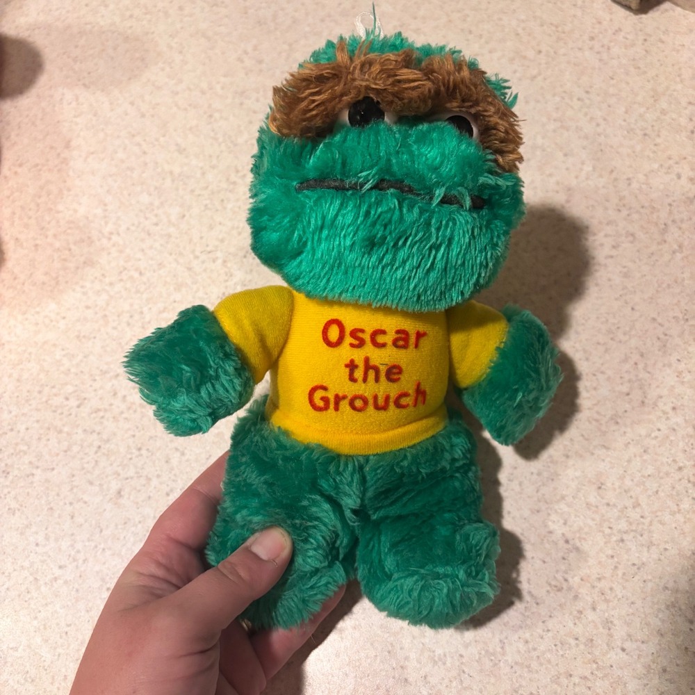 Vintage Hasbro Softies Sesame‎ Street Oscar Grouch Plush 8" Sanitized Cleaned